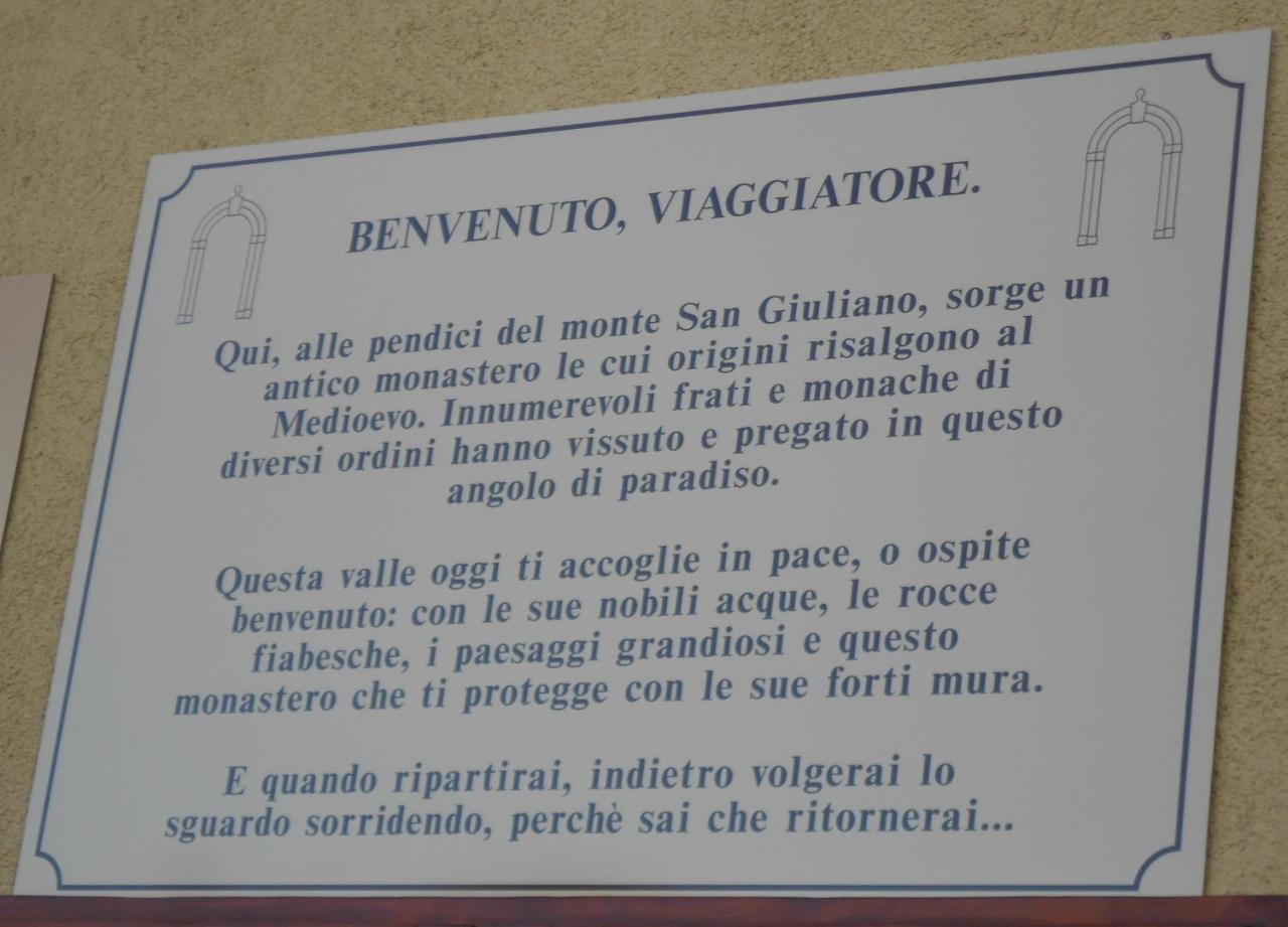 B&B Monastero Dubino ภายนอก รูปภาพ